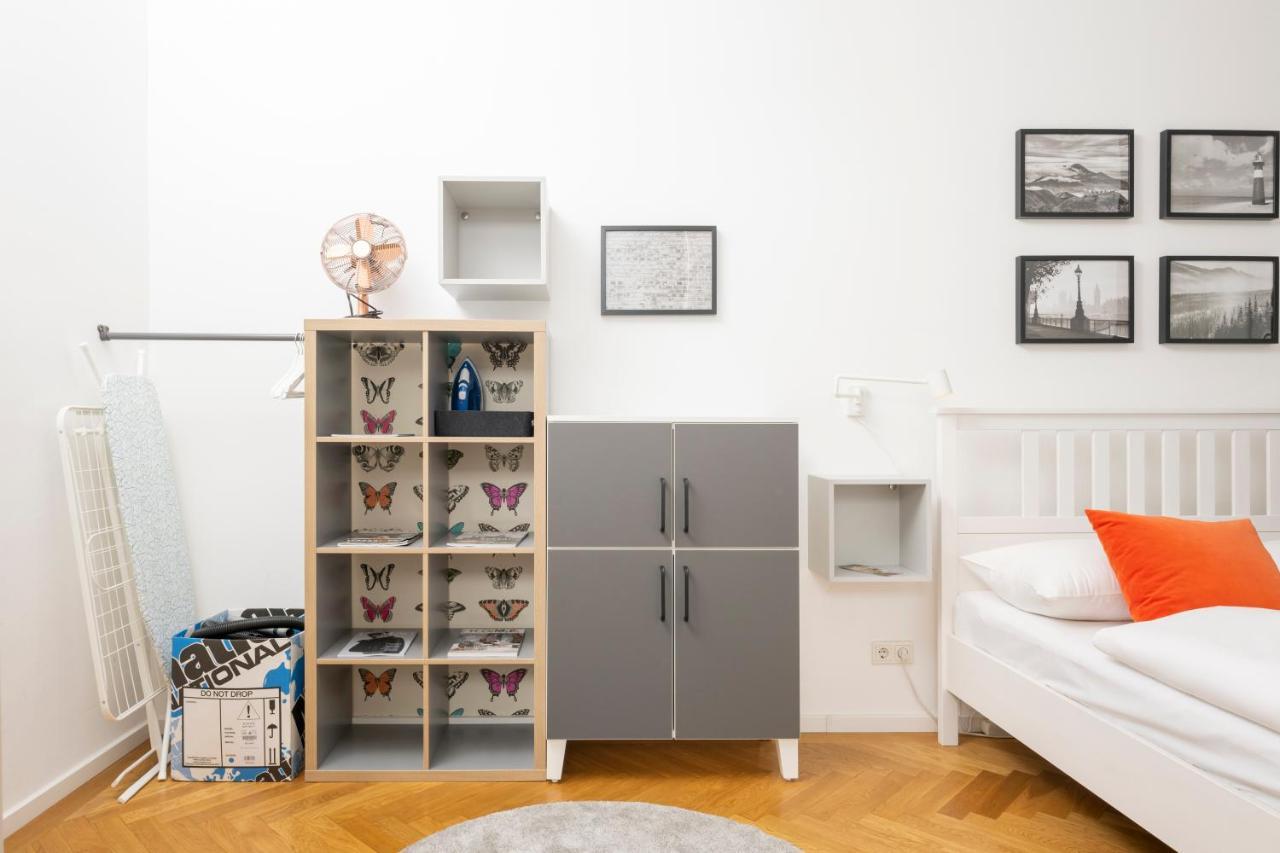 Luxury Suites Liechtenstein Vienna Esterno foto