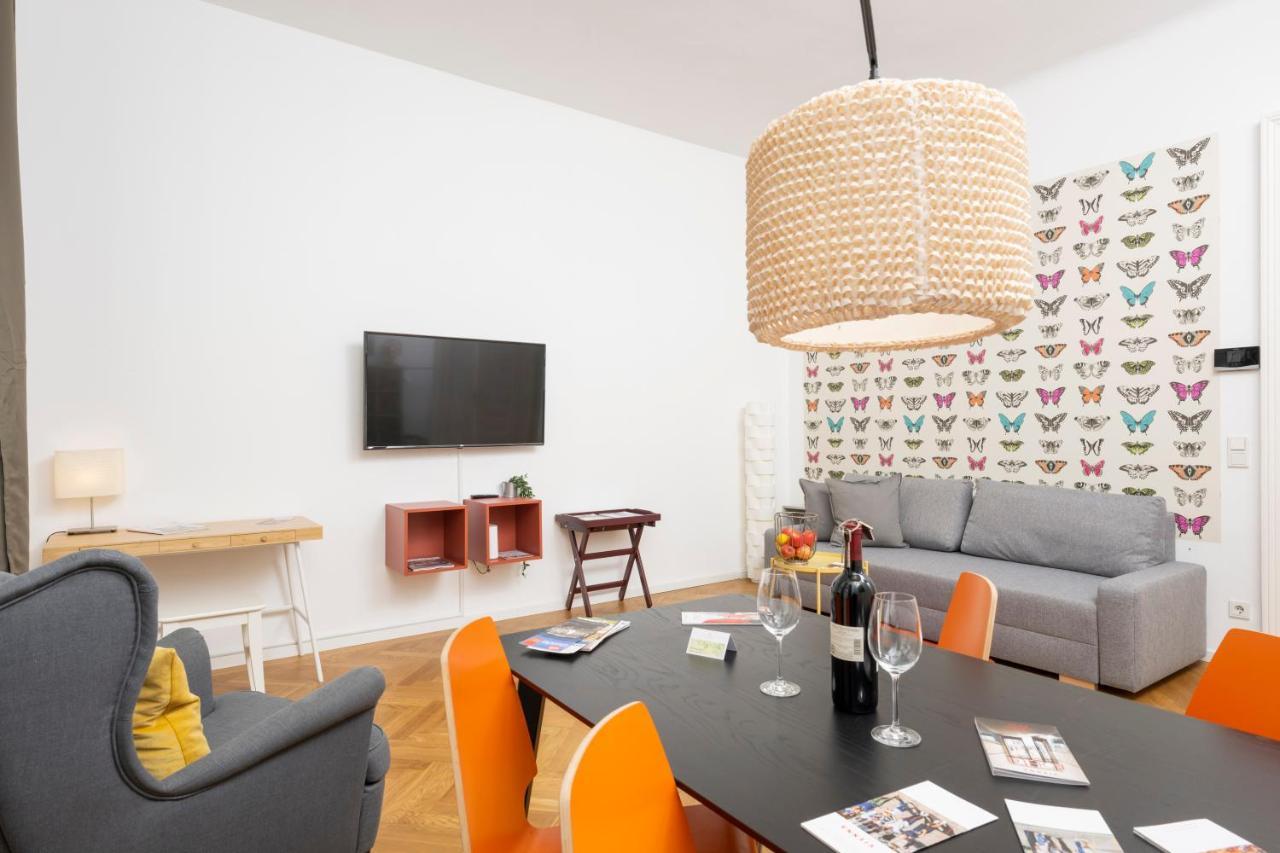 Luxury Suites Liechtenstein Vienna Esterno foto