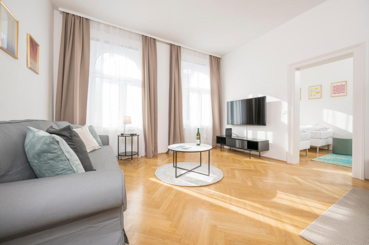 Luxury Suites Liechtenstein Vienna Esterno foto