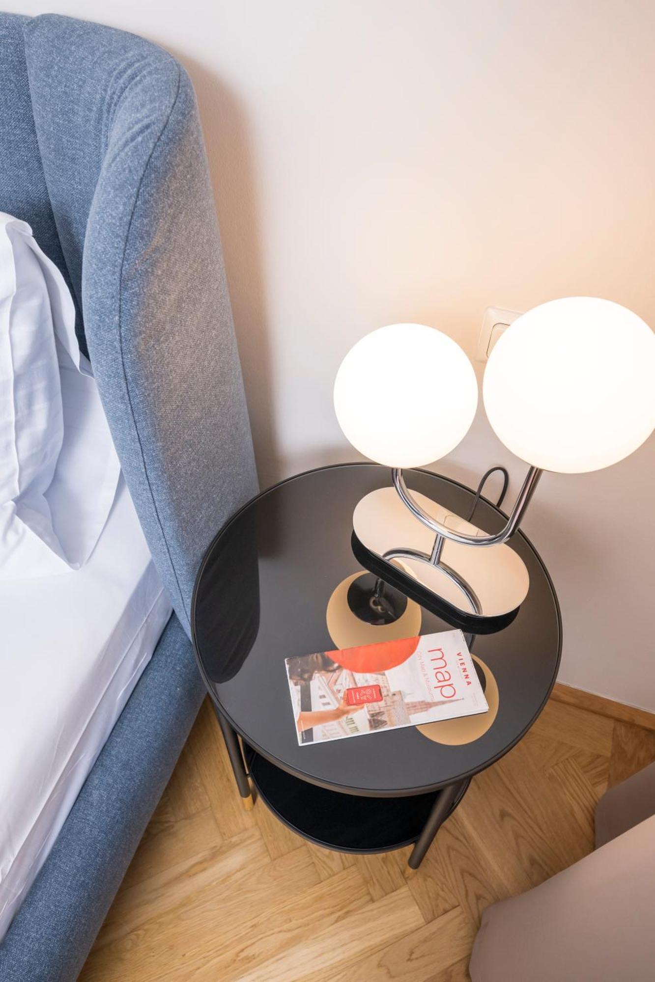 Luxury Suites Liechtenstein Vienna Esterno foto