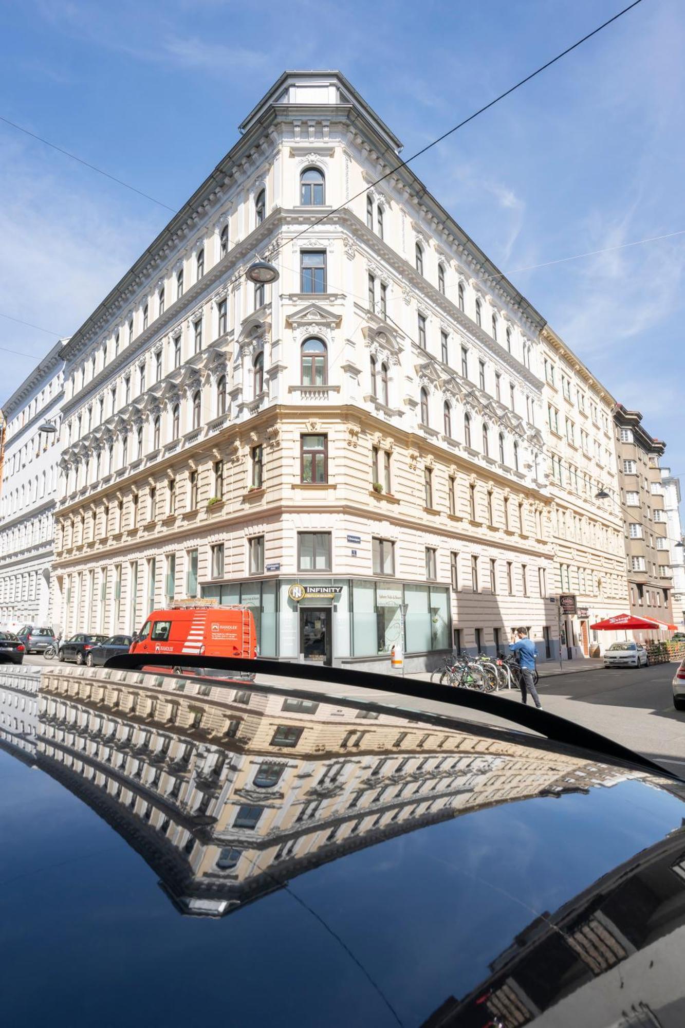 Luxury Suites Liechtenstein Vienna Esterno foto